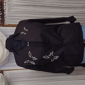 Tia poly/cotton 3/4 sleeve shirt with coordinating cotton tank.